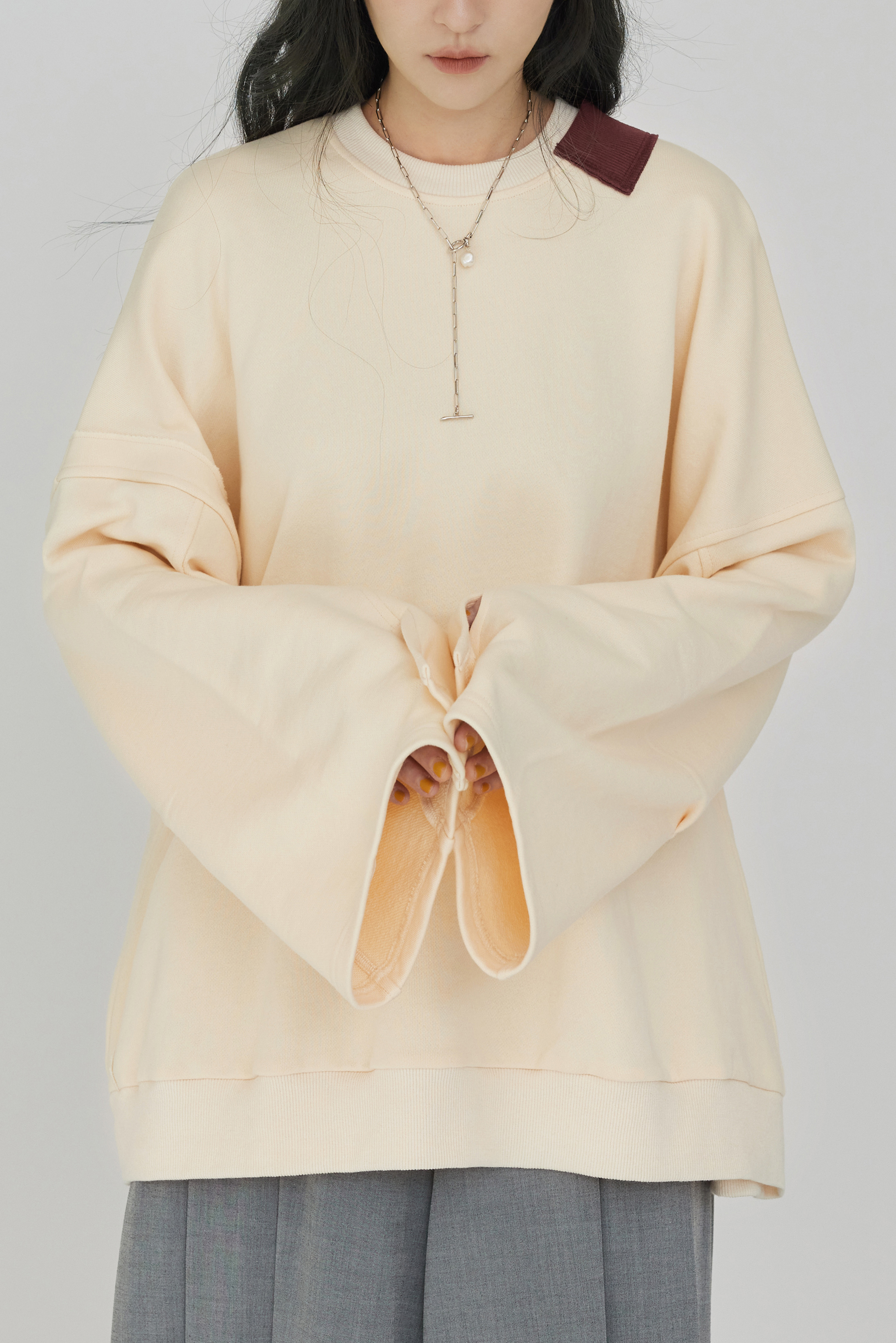 Color Patch Crewneck Sweatshirt | Cream