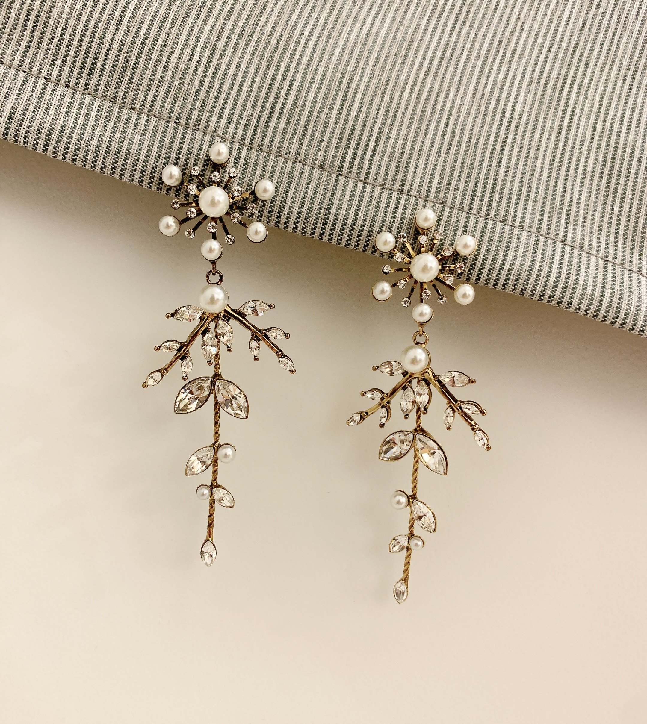 Earrings-597