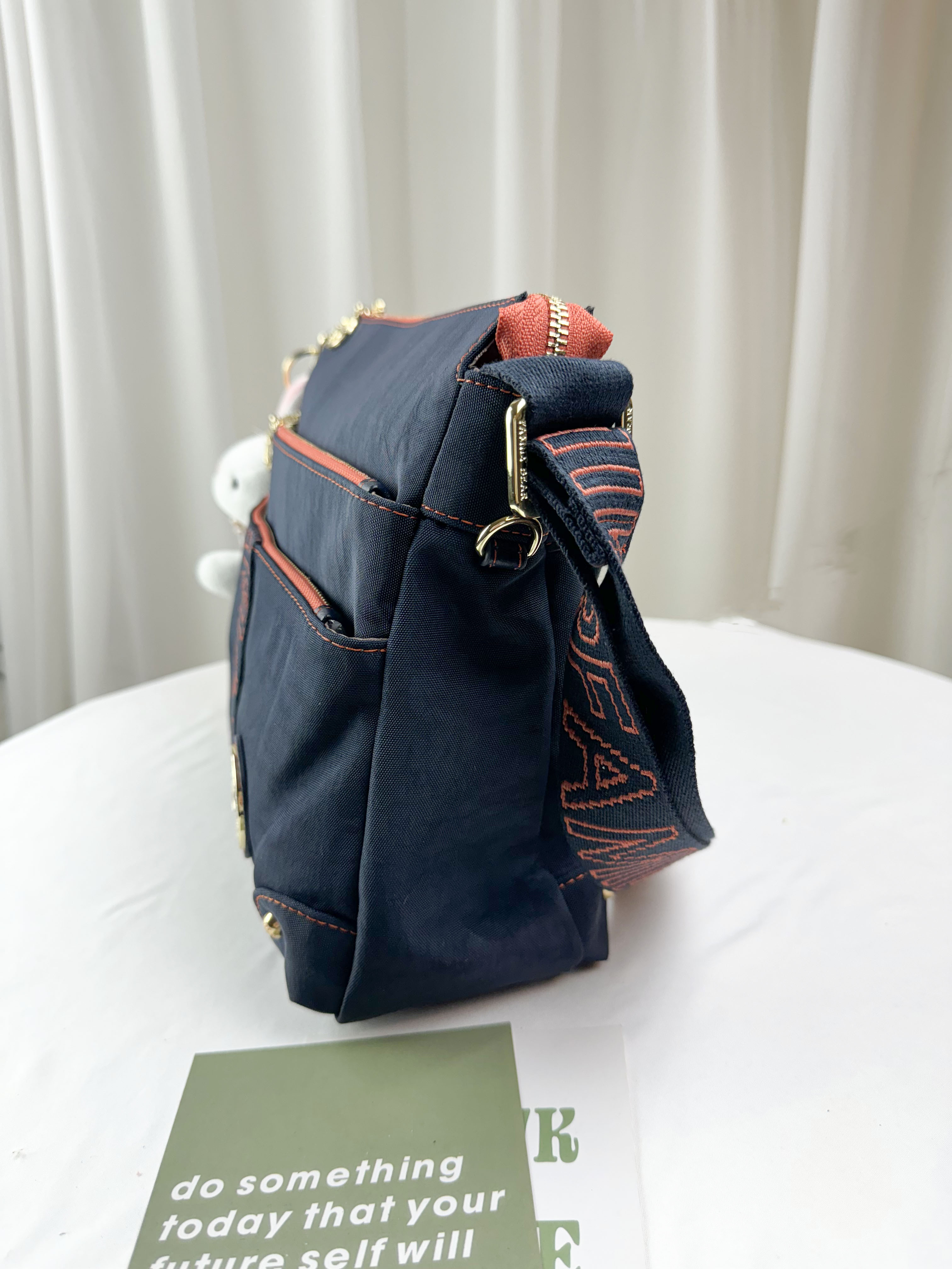 FamilyBear 藍橙織帶防潑水側背包 附兔兔吊飾 #2045