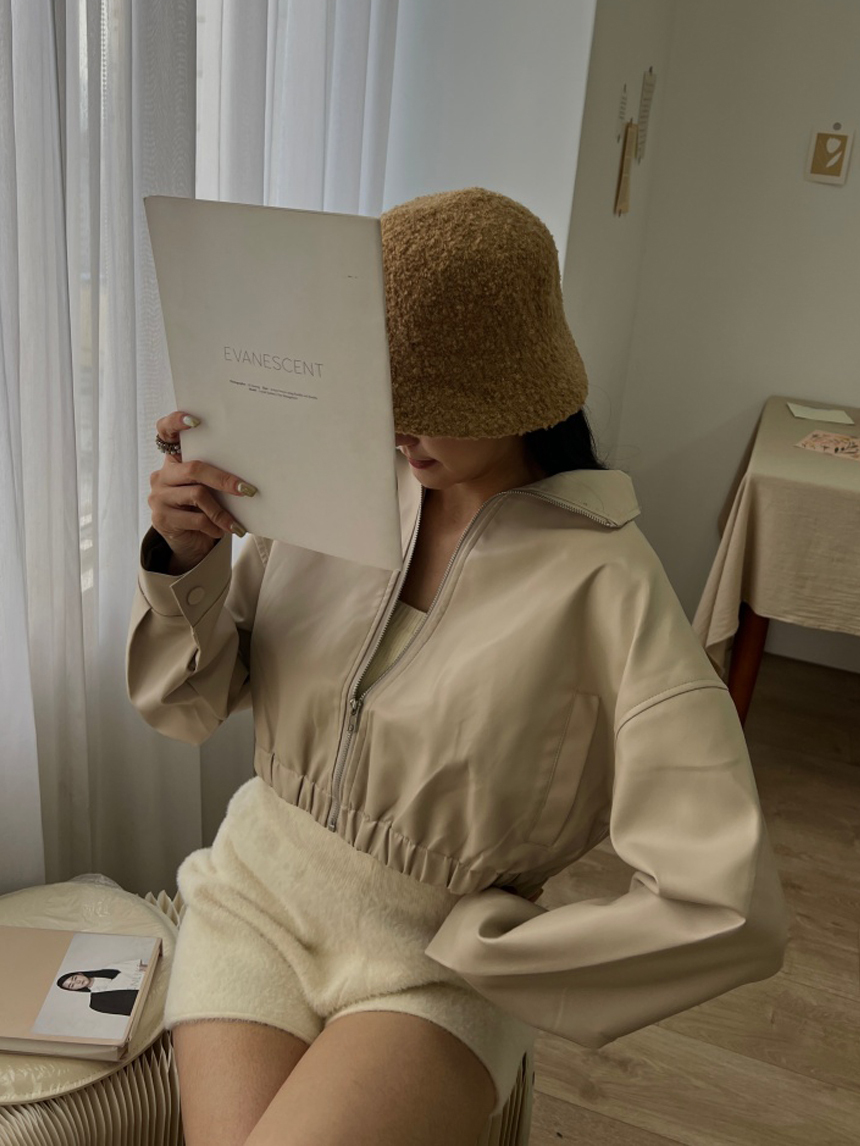 翻領短版皮外套*3色