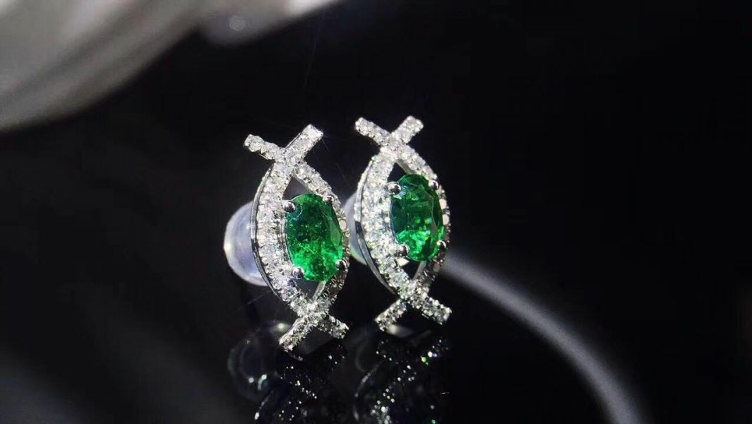 純天然哥倫比亞祖母綠 耳釘