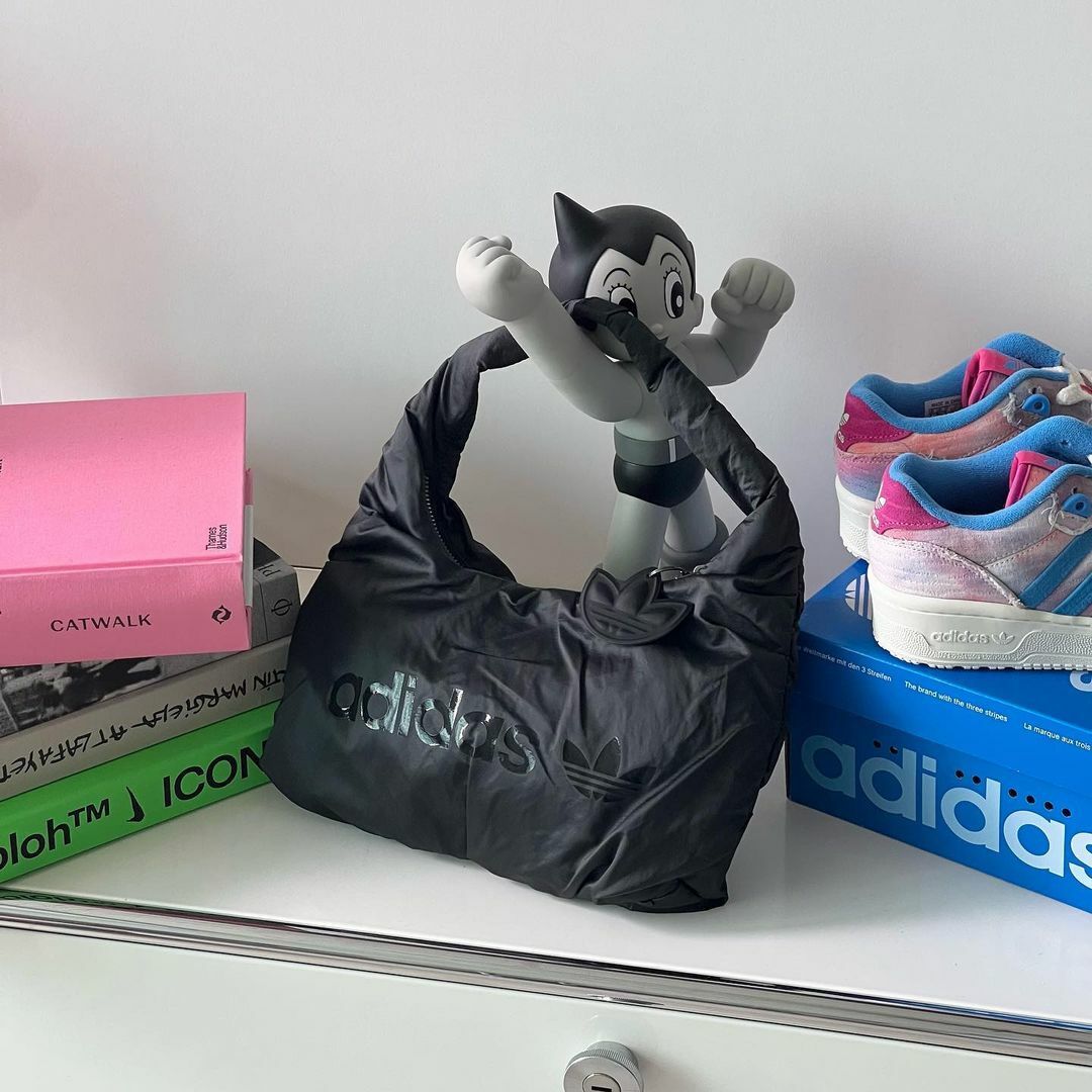 Adidas Originals OG Y2K 緞面雲朵包 皺皺 肩背包 運動袋 手提包 IX5254