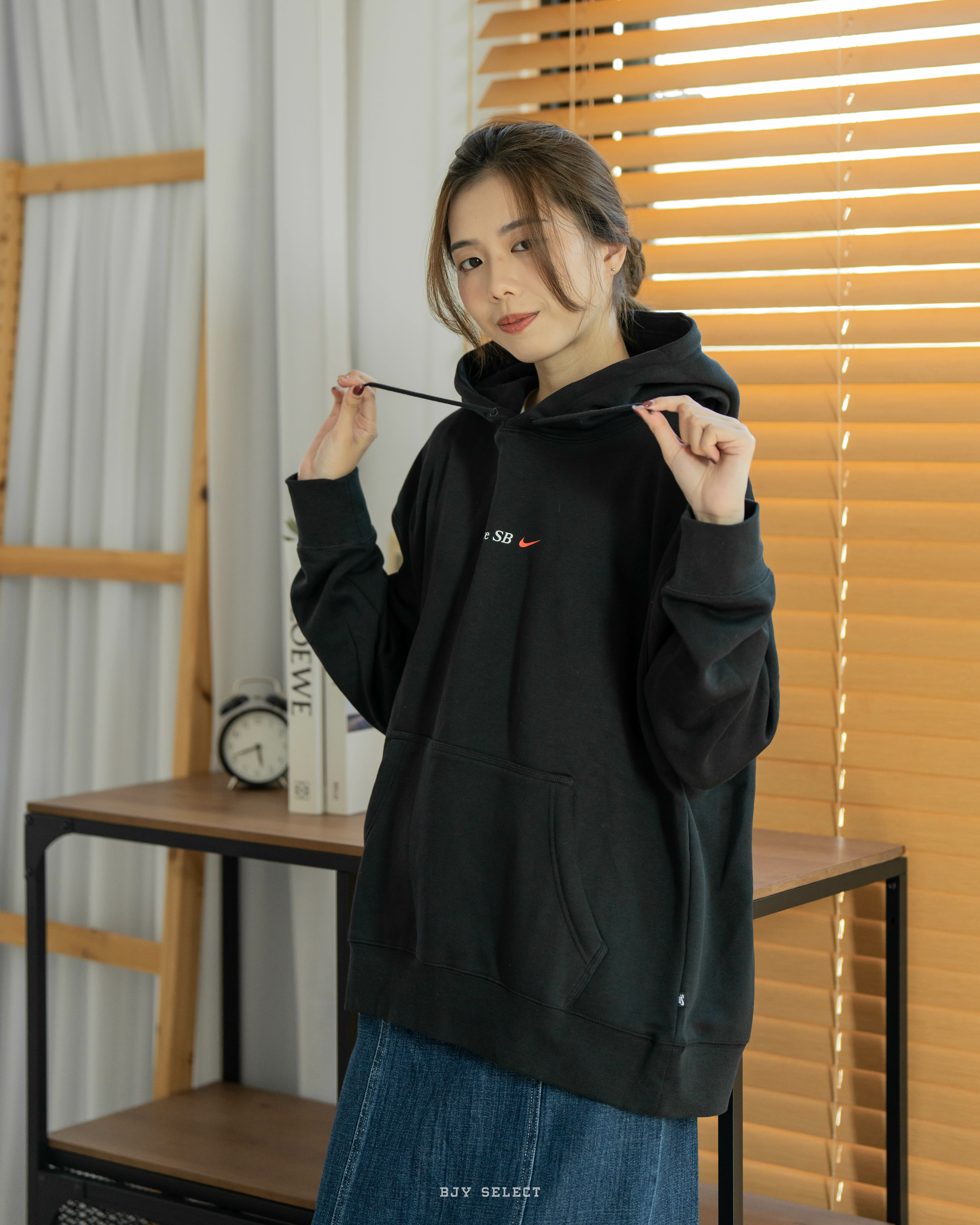 #現貨 NIKE SB BEE HOODIE 內刷毛 小蜜蜂 帽踢 DD2094-010 黑