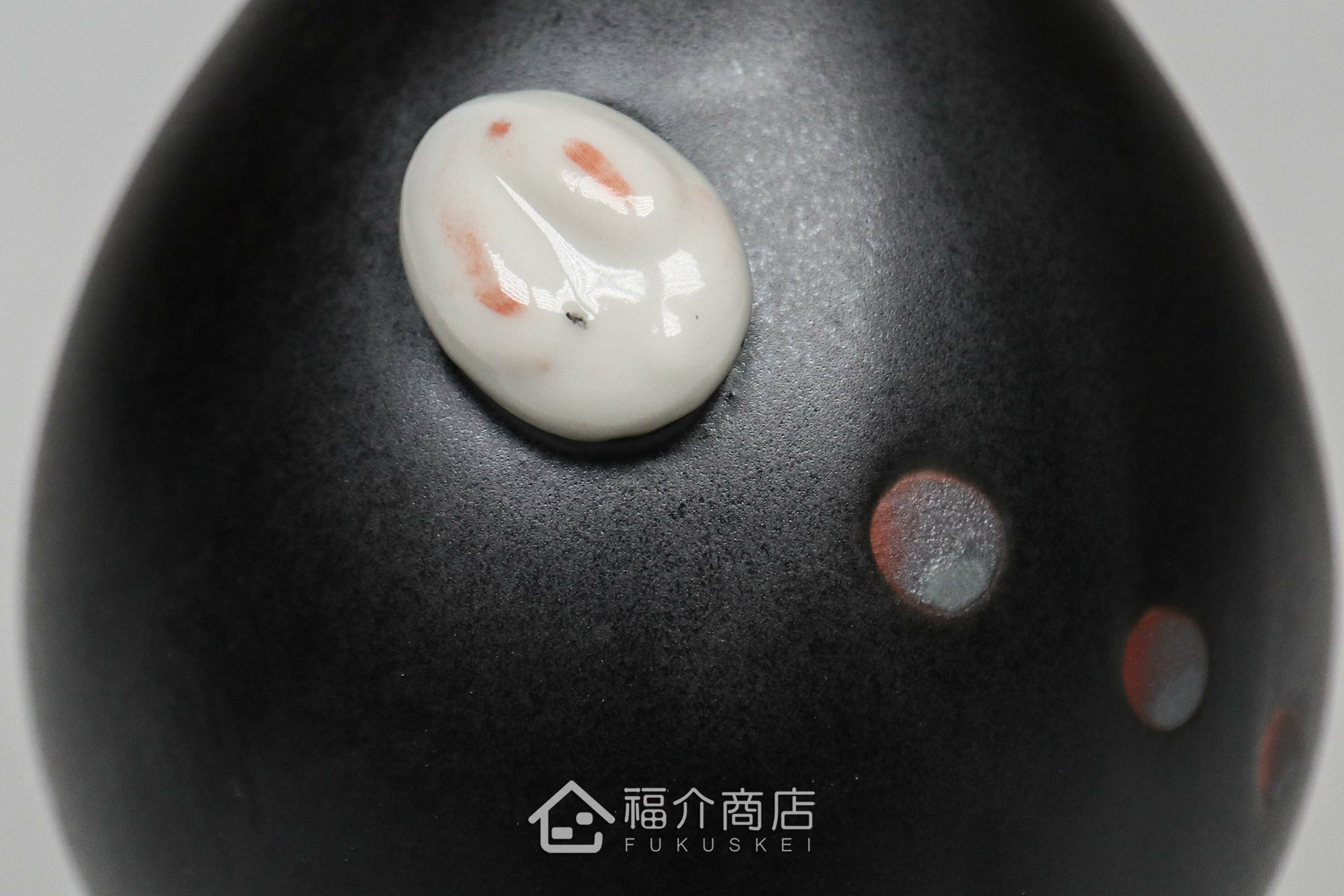 黑色的月兔造型清酒壺