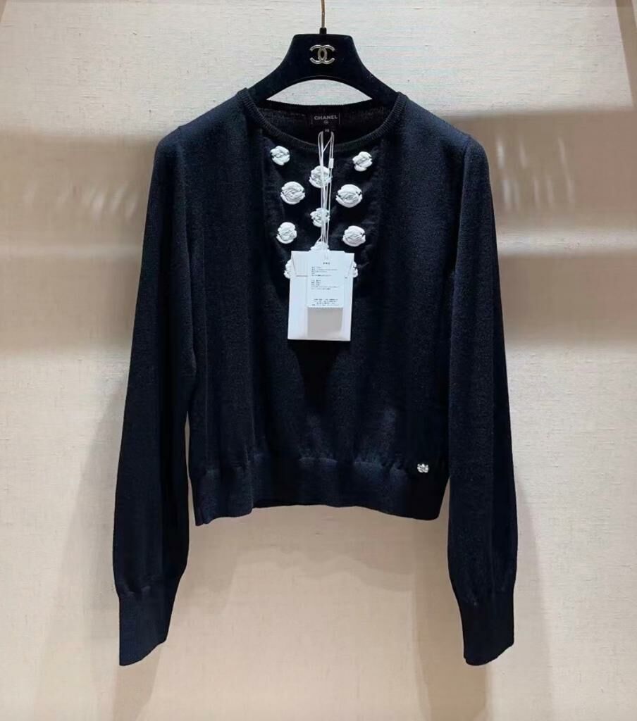 Chanel Sweater 2023K