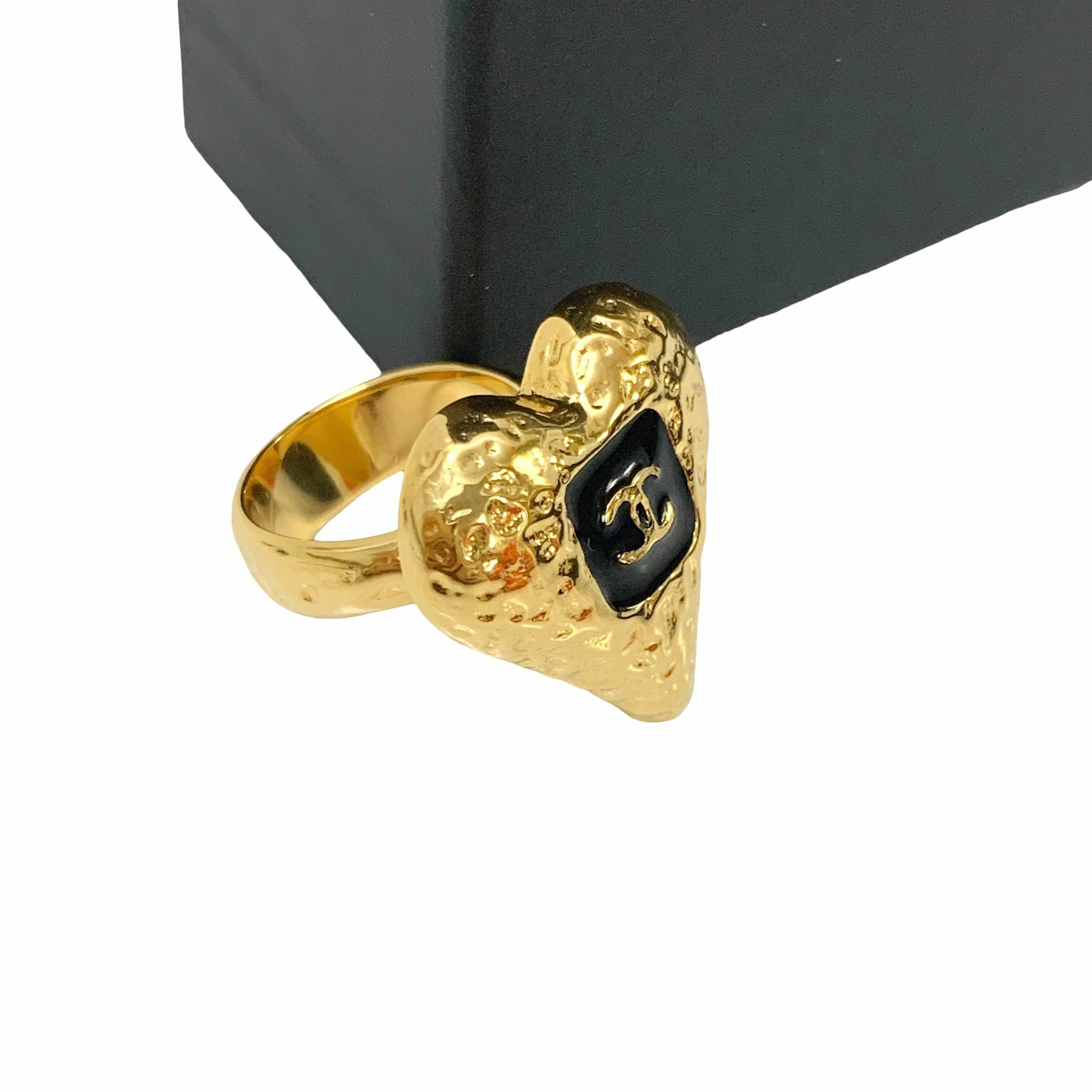 23SS 全新CC 戒指 52碼 ABC259 金色心形 CC LOGO  #BRAND NEW #香榭站正品