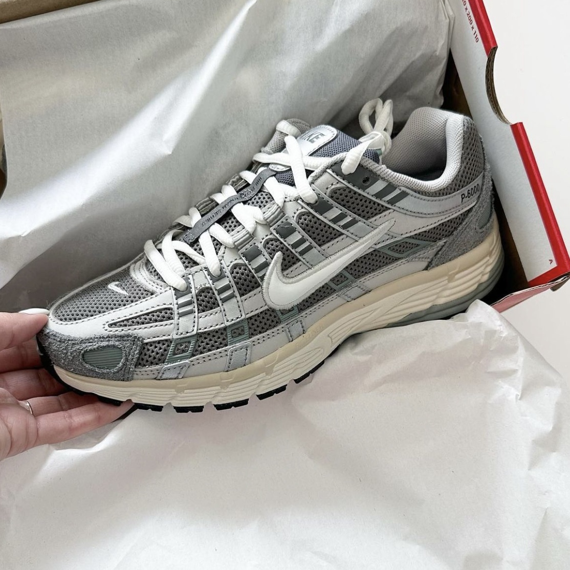 【現貨】Nike P-6000 奶油底 復古 麂皮 慢跑鞋 礦石灰