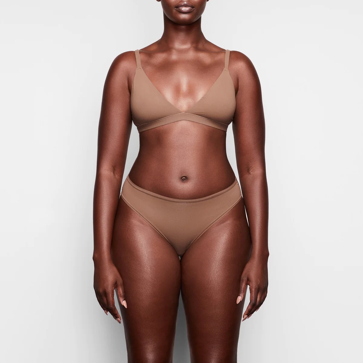 SKIMS FIT EVERTBODY TRIANGLE BRALETTE /OXIDE