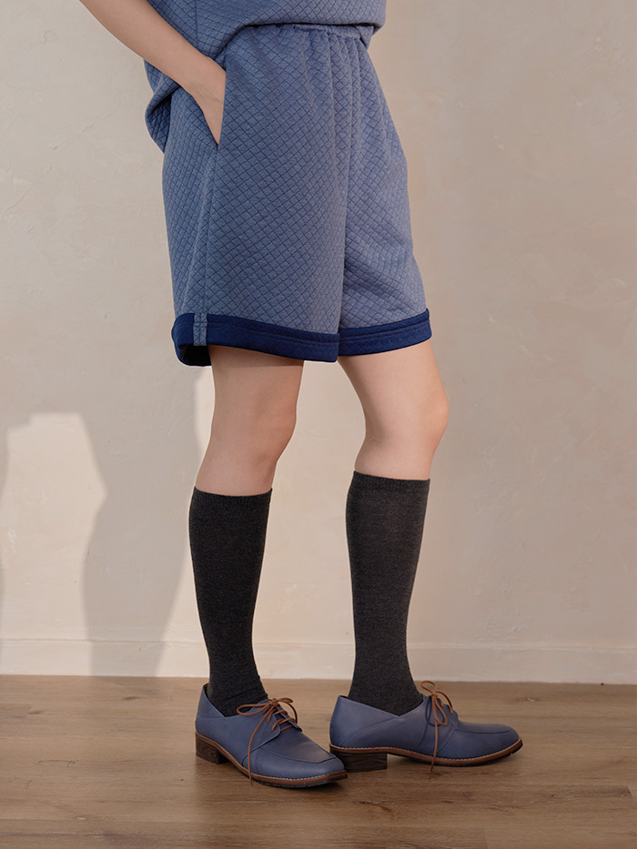 菱磚小釦翻折短褲-夜調