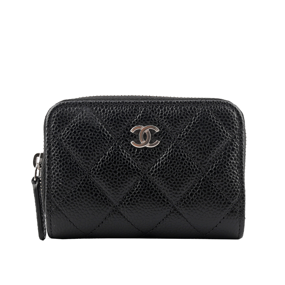 【CHANEL】銀色CC Logo 荔枝牛皮ㄇ形拉鍊零錢包(黑色) AP0216 Y01588 C3906