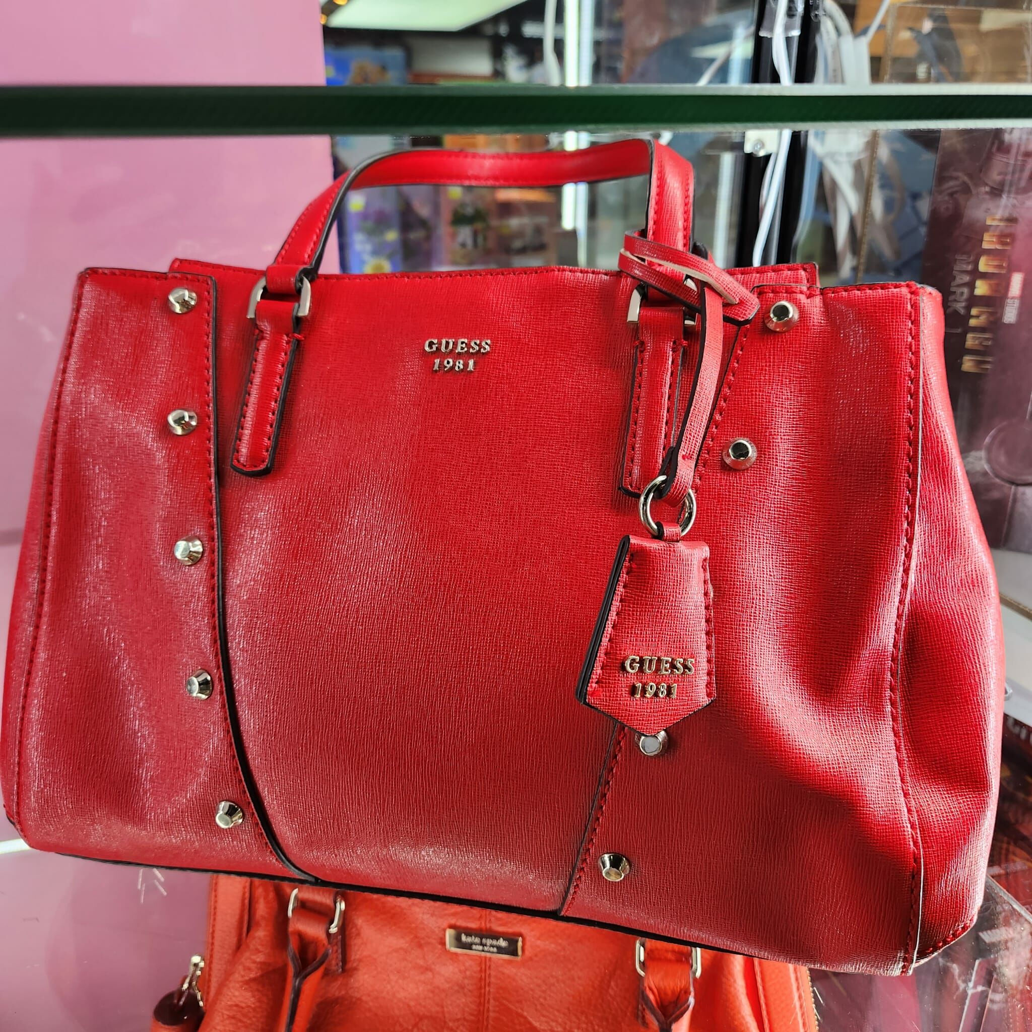 (日本直送） 90%新 GUESS 紅色手袋