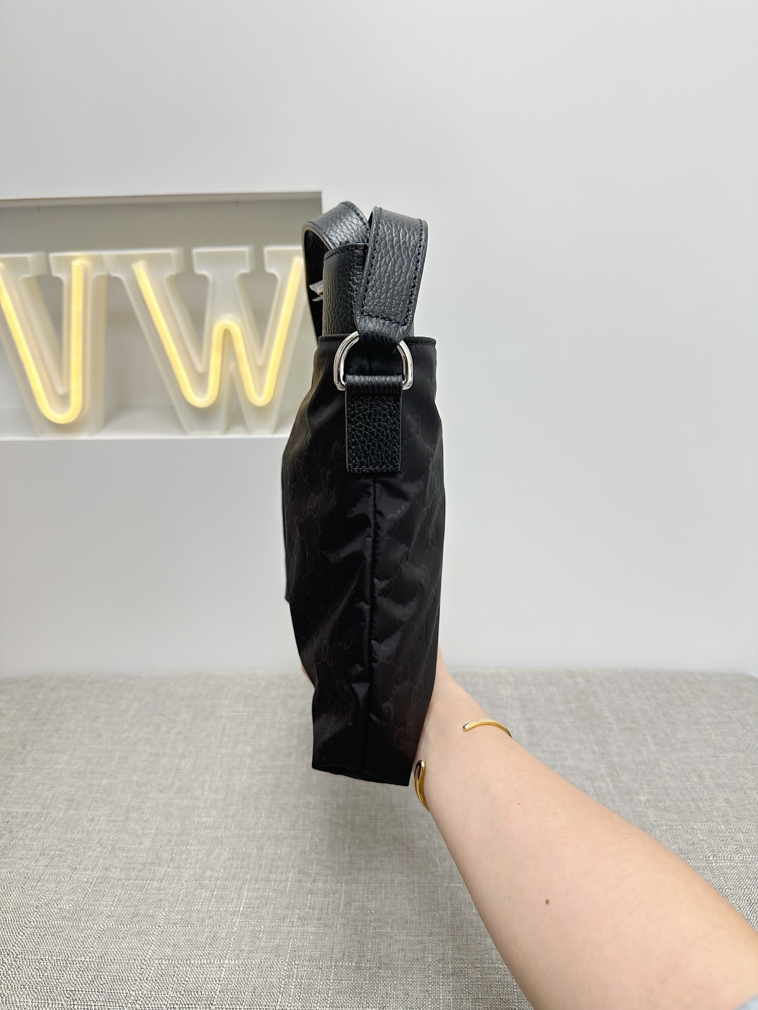 Outlet Gucci Mens Shoulder Bag