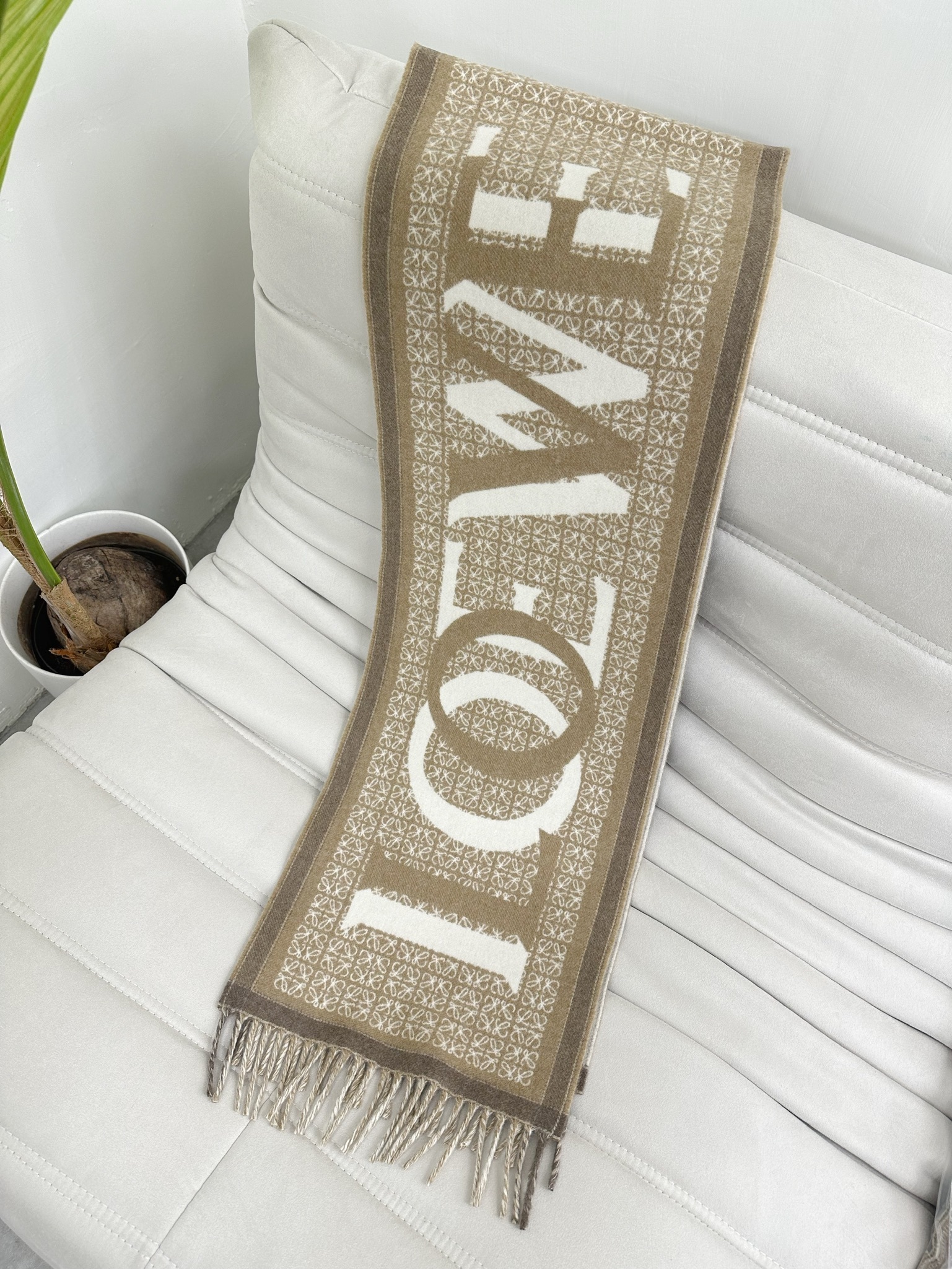 Outlet Loewe Love Jacquard Scarf