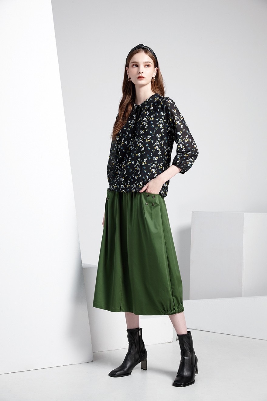 時尚個性口袋釦子造型修身長裙T6131