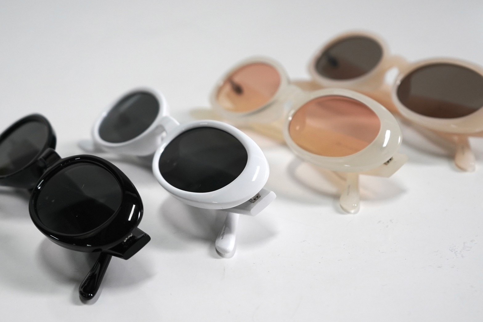 🇰🇷韓國 JIN UNIVERSAL S22 復古橢圓框造型鏡框 （4 COLOR）