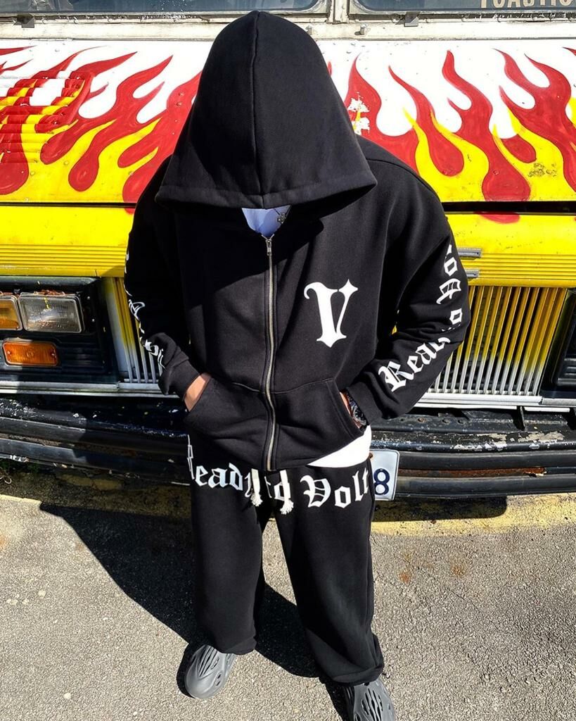 英文字連帽拉鍊外套 VOLT-027JK