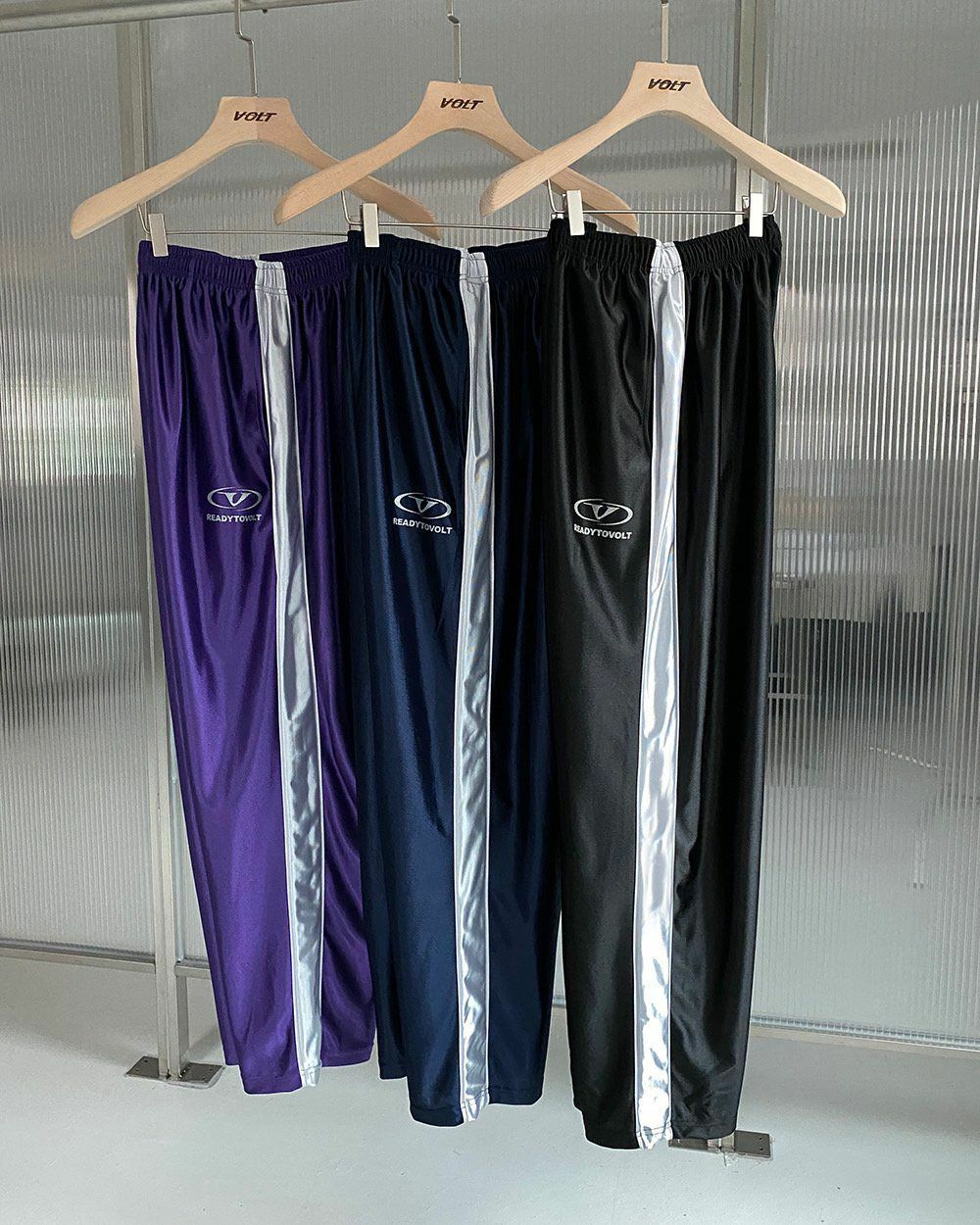 拼色英文字鬆身褲 VOLT-029P