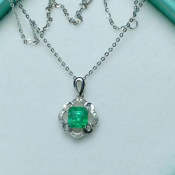 限量特價 18k真金真鑽 祖母綠吊墜 送證書