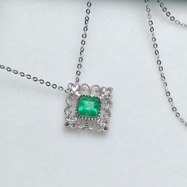 限量特價 18k真金真鑽 祖母綠吊墜 送證書