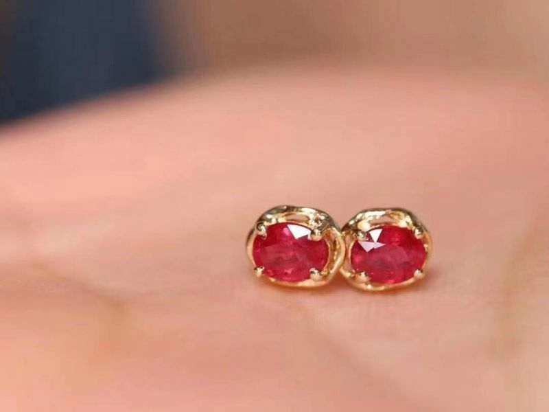 (11.24T)高品質緬甸新燒紅寶石 耳環