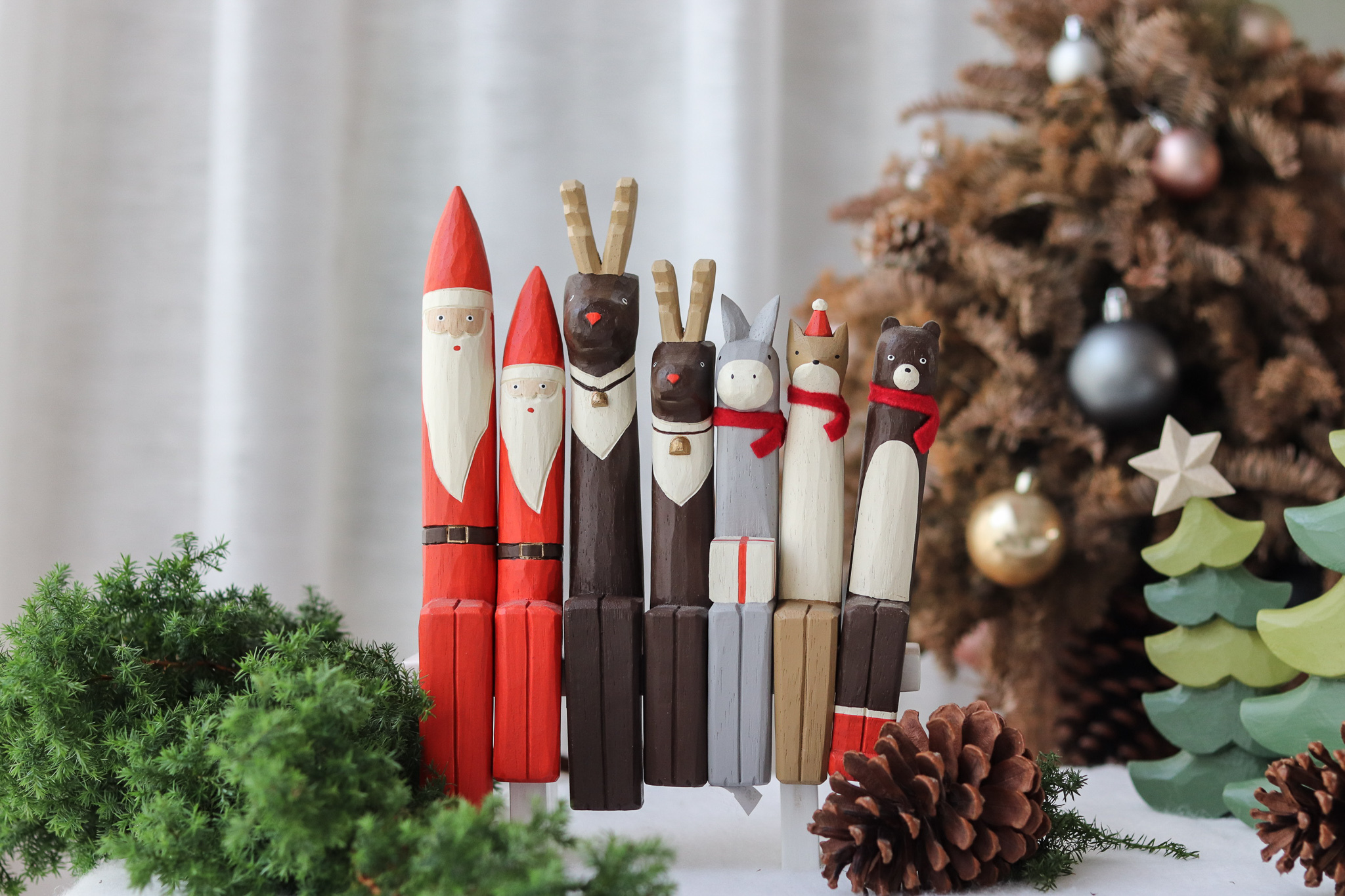 T-lab 聖誕限定 手工雕刻 坐姿 擺飾(單隻販售)