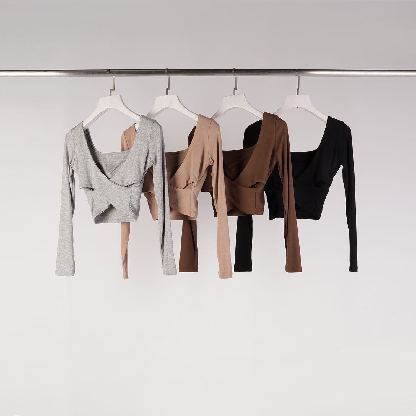 方領交叉挖背Bra Top | 4色