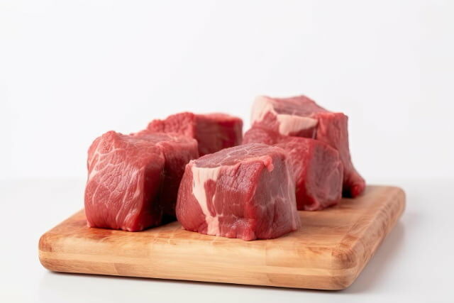 肉類提供蛋白質