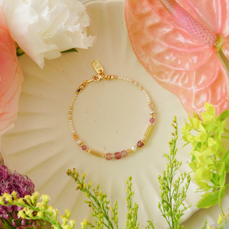 ｜桃花｜琴房裡的雲朵 – 草莓晶 – 手鍊