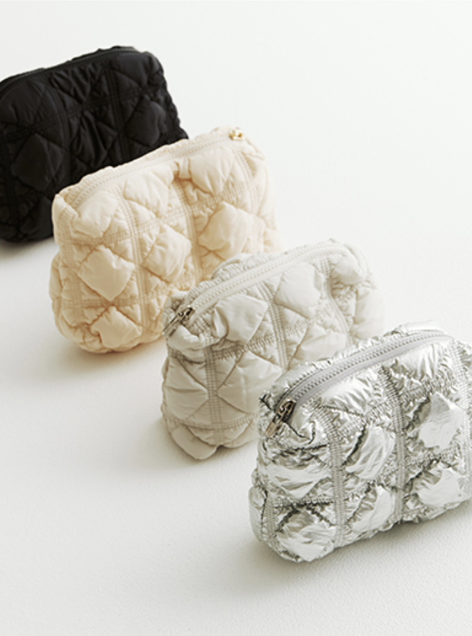 Carlyn Weekender Pouch