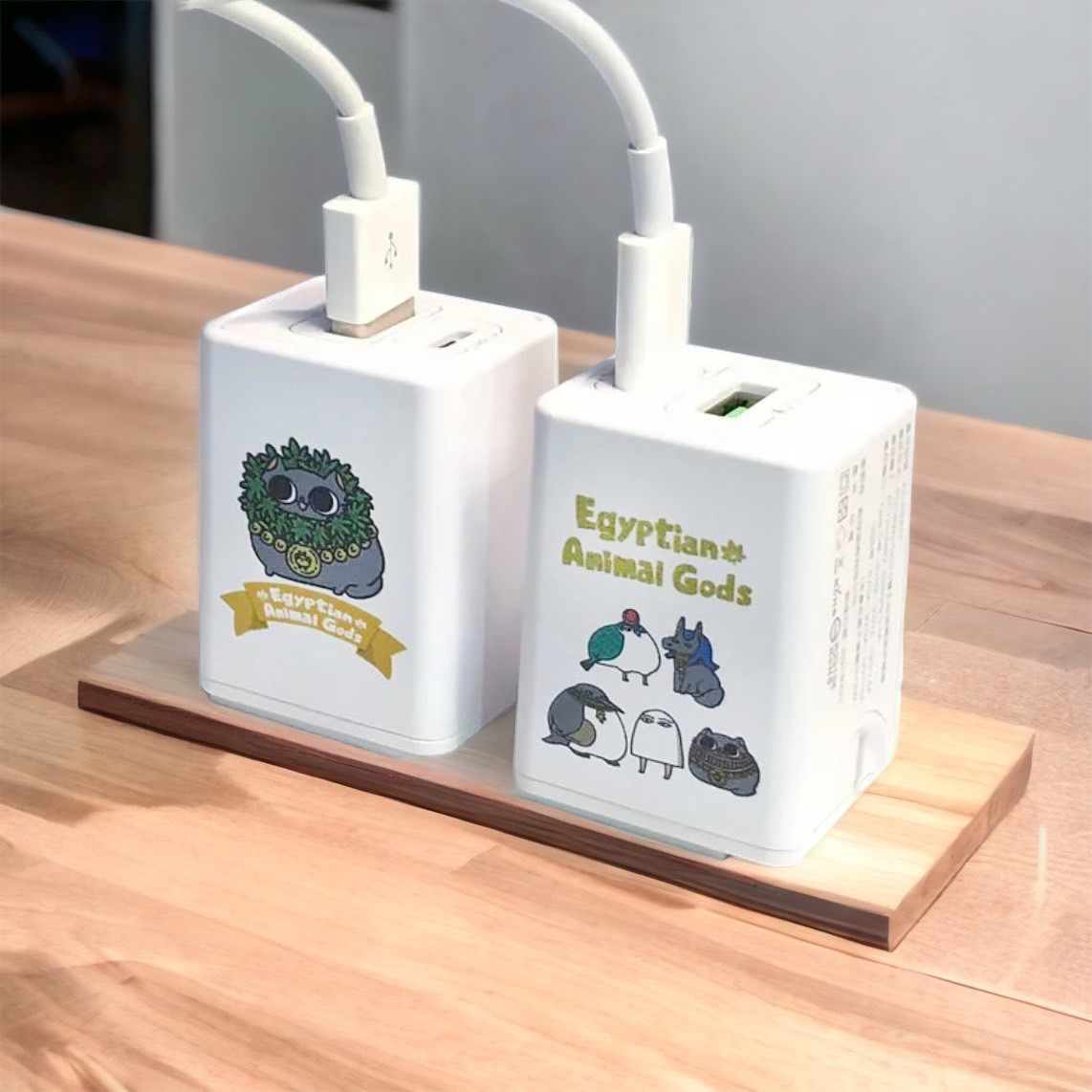 埃及大旅社快充插頭