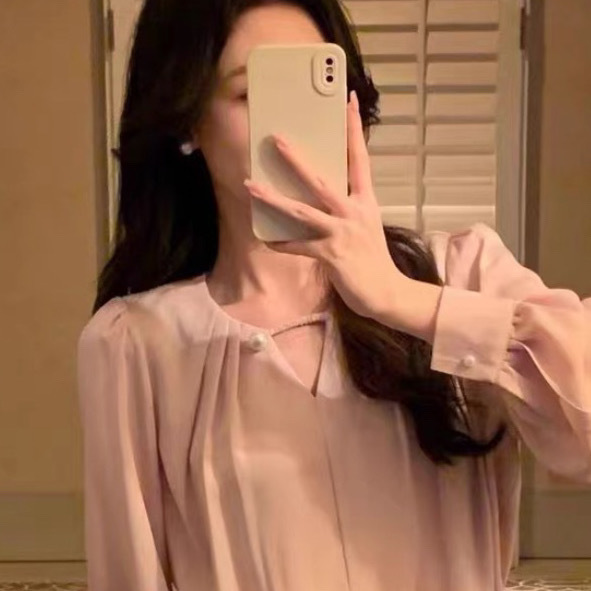 TP23W1106 絲質珠珠百搭上身