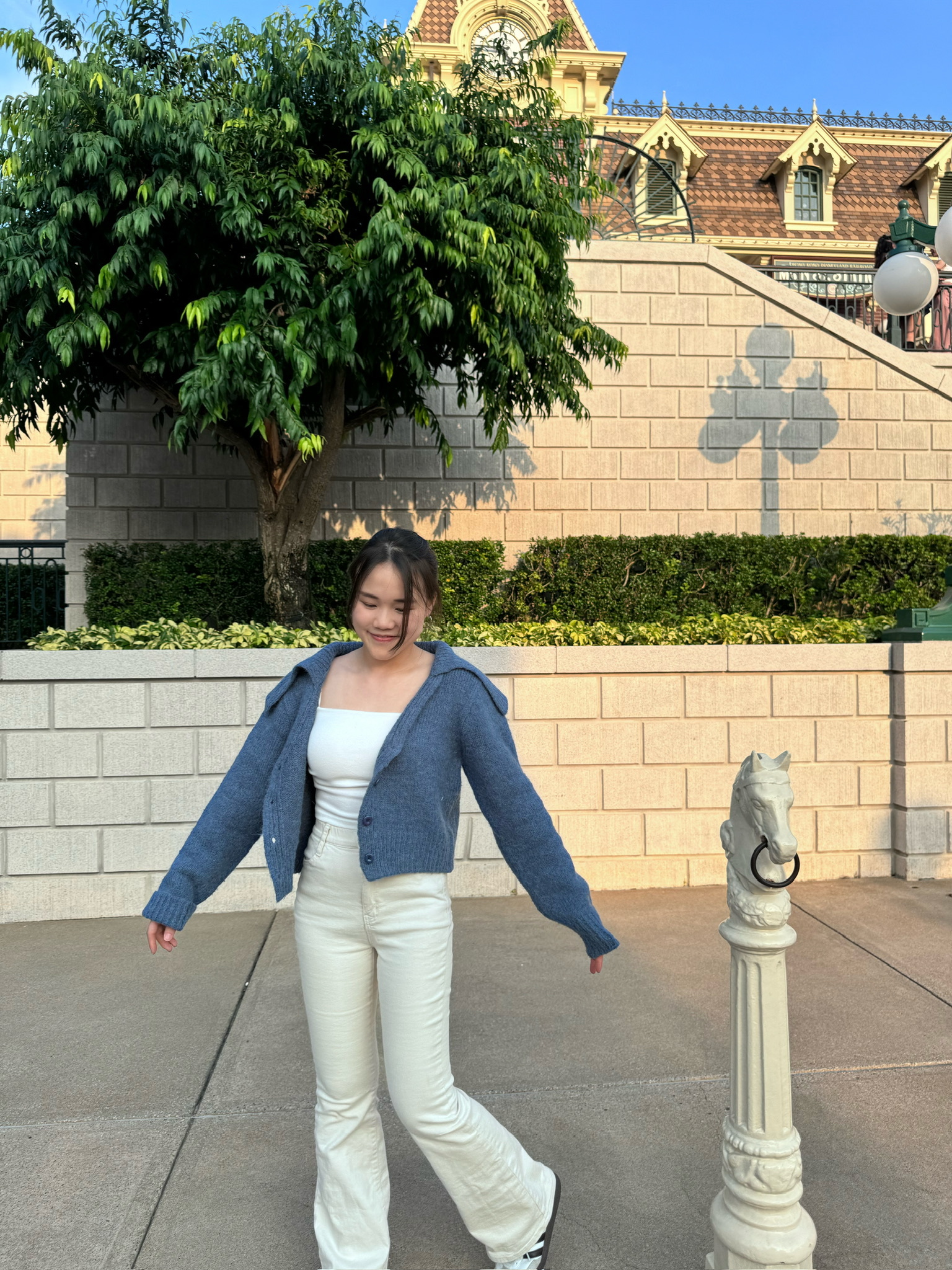 奶油彈性高腰喇叭褲