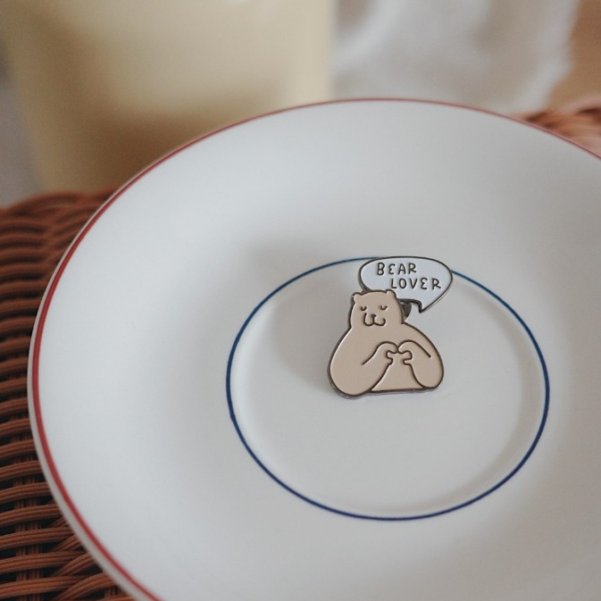 咻熊家 Lover金屬小胸針｜咻咻熊