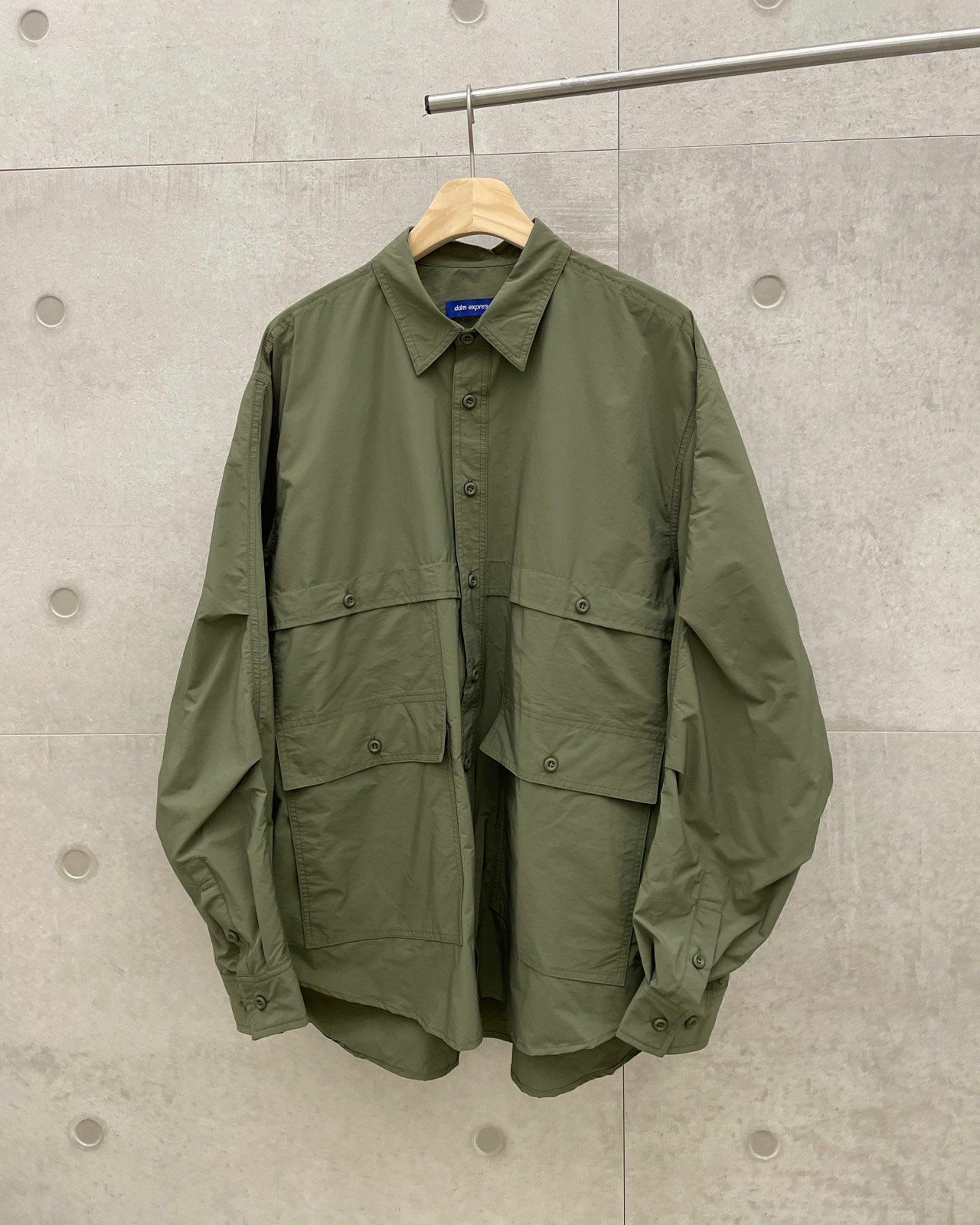 淨色長袖恤衫 DDM-017JK