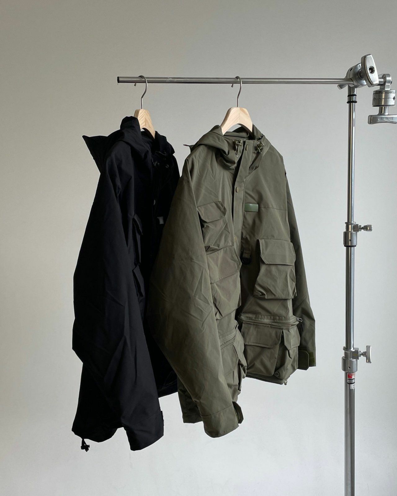 淨色連帽拉鍊外套 DDM-021JK