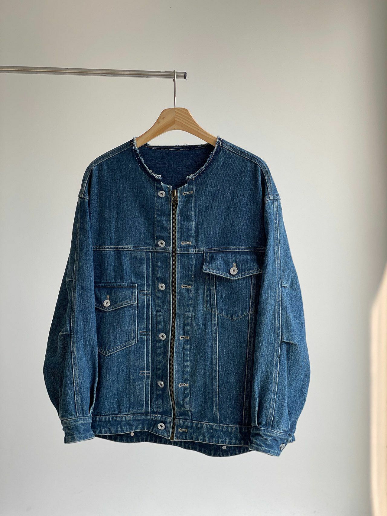 洗水圓領拉鍊牛仔褸 DDM-023JK