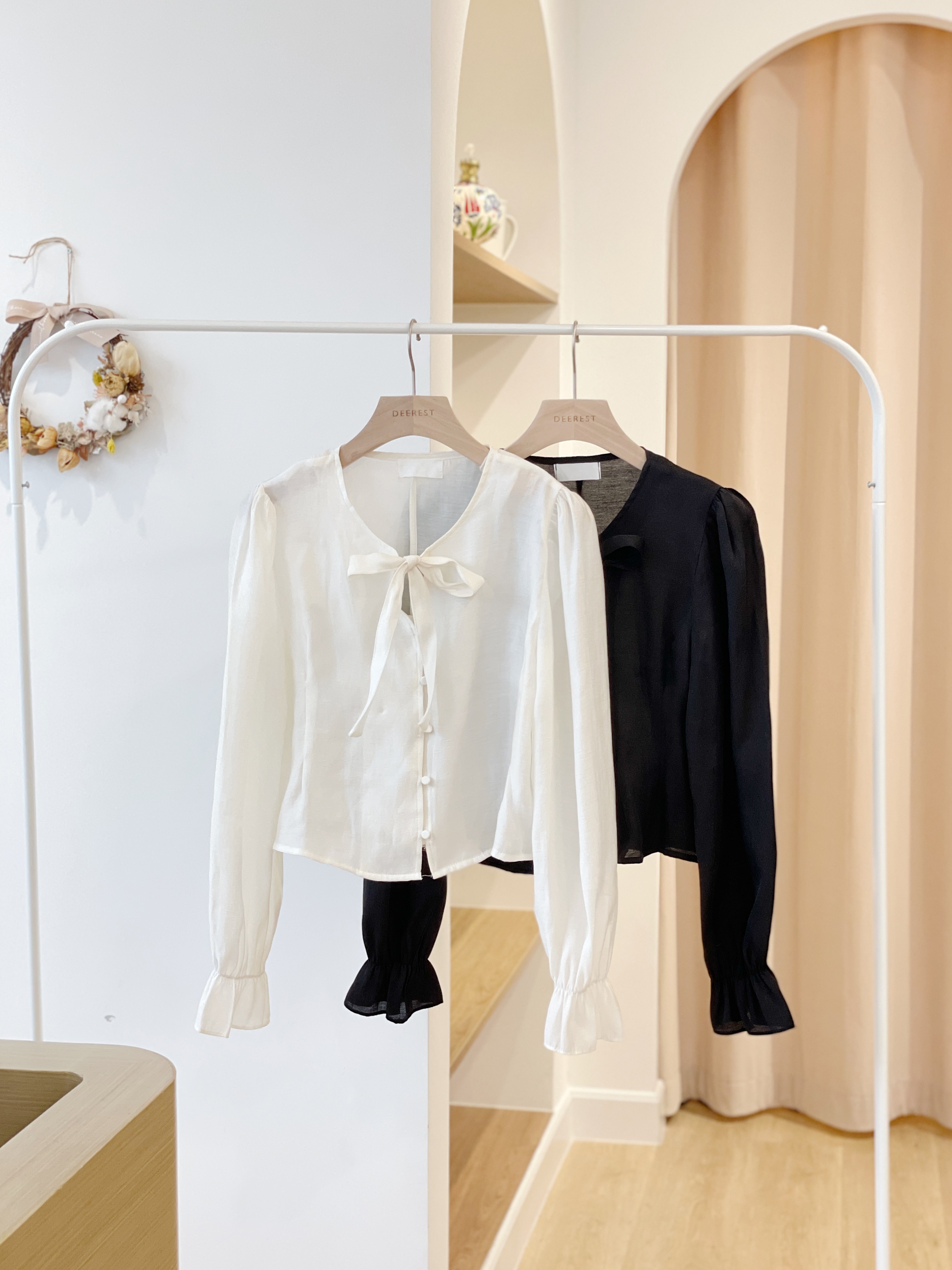 T856 Ribbon Silky Blouse