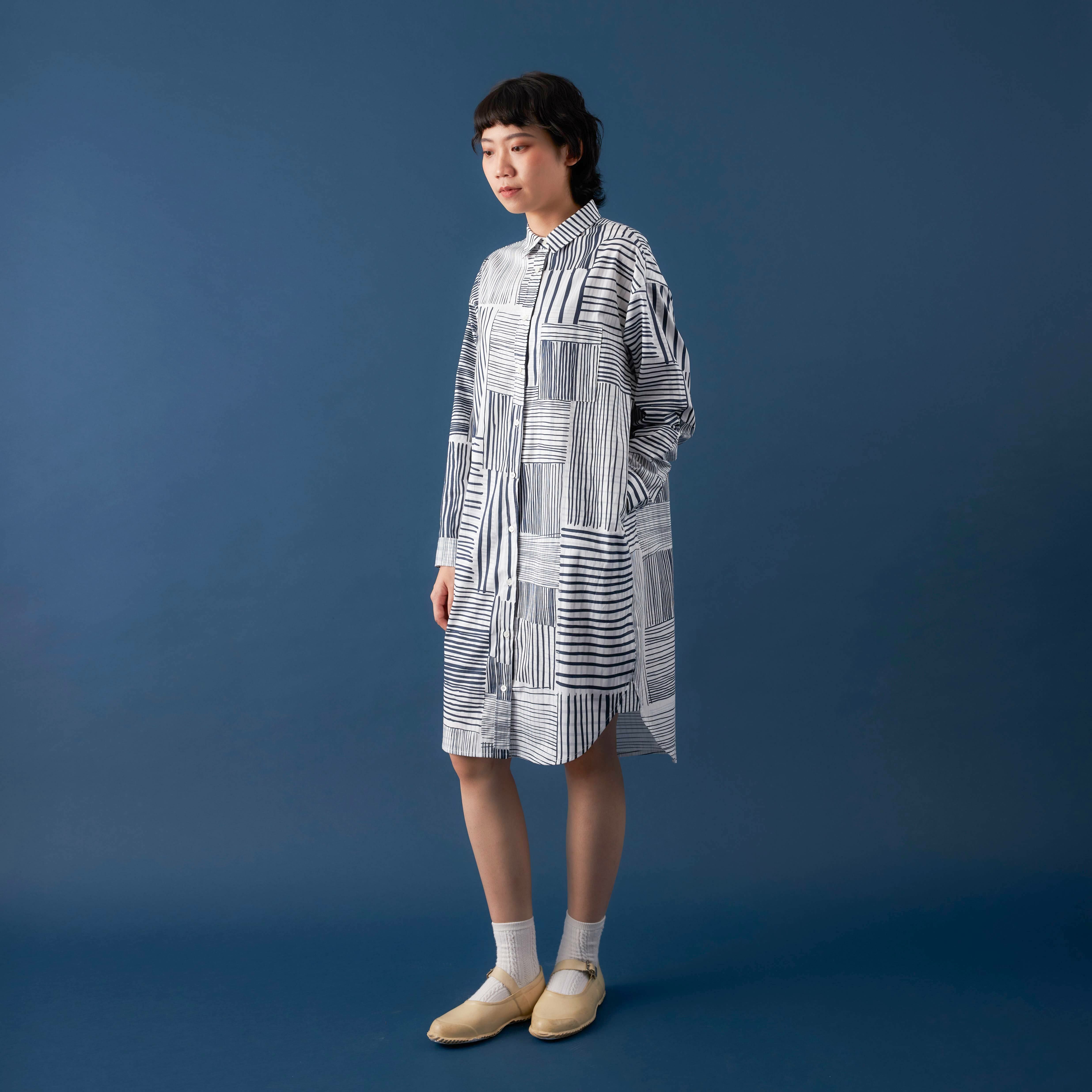 印花長版襯衫 / 編織深藍 / Free Size