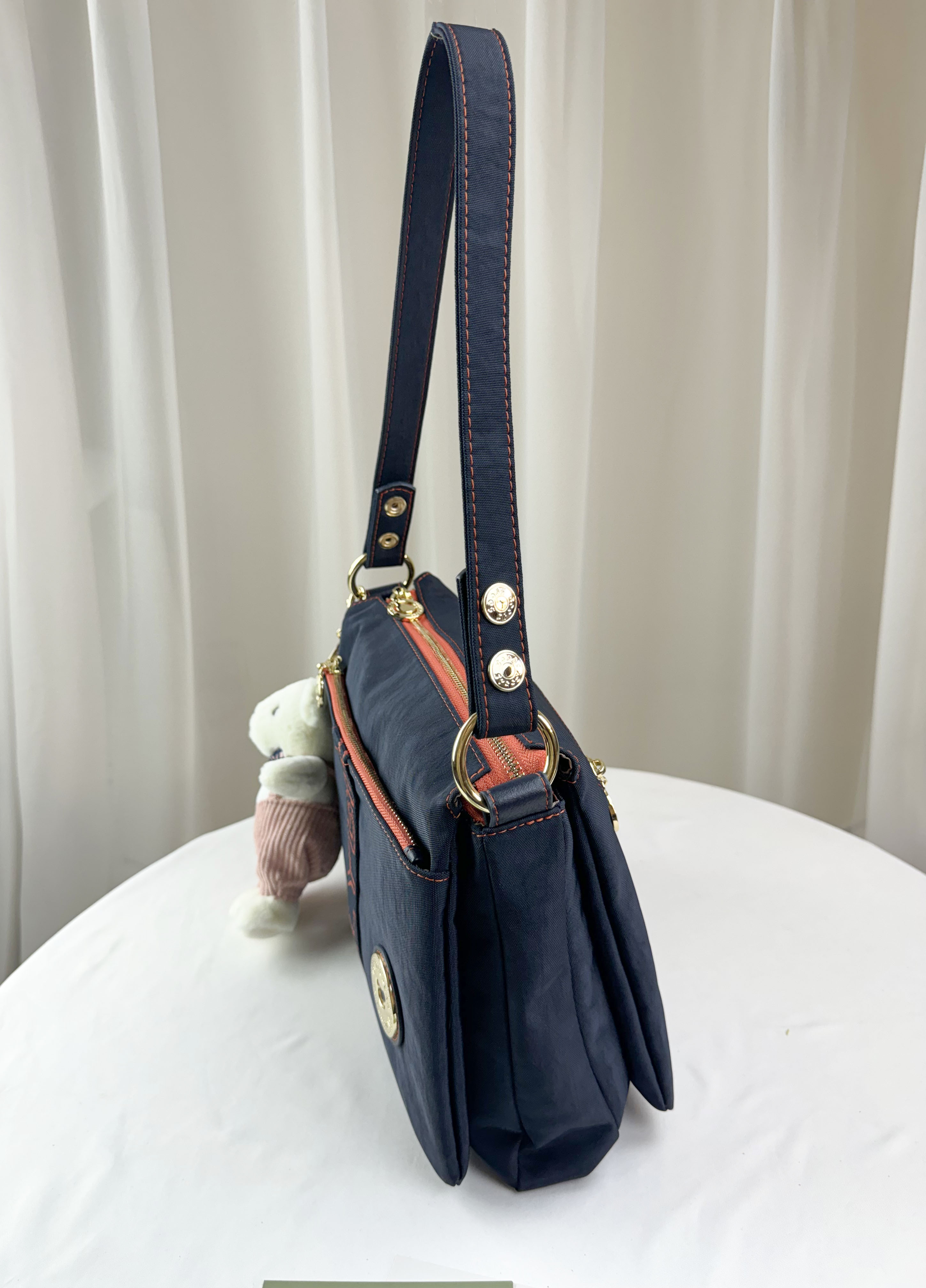 FamilyBear 藍橙織帶防潑水肩背包 / 側背包 附兔兔吊飾 #29259