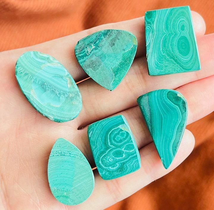 [原石] 孔雀石 水晶墜面