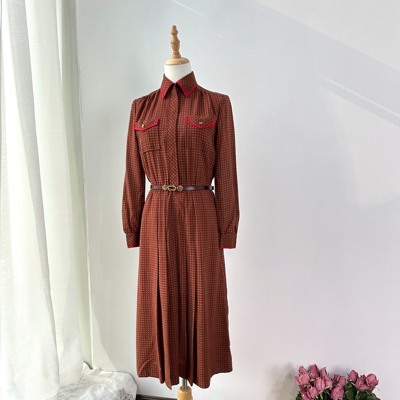 暗啡紅英倫復古風格紋連身裙