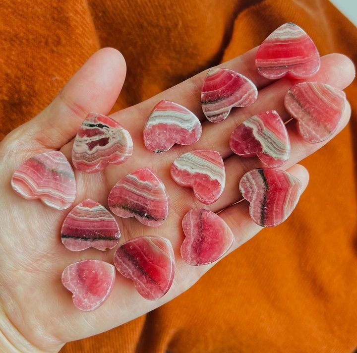 [原石] 菱錳礦 / 紅紋石 愛心