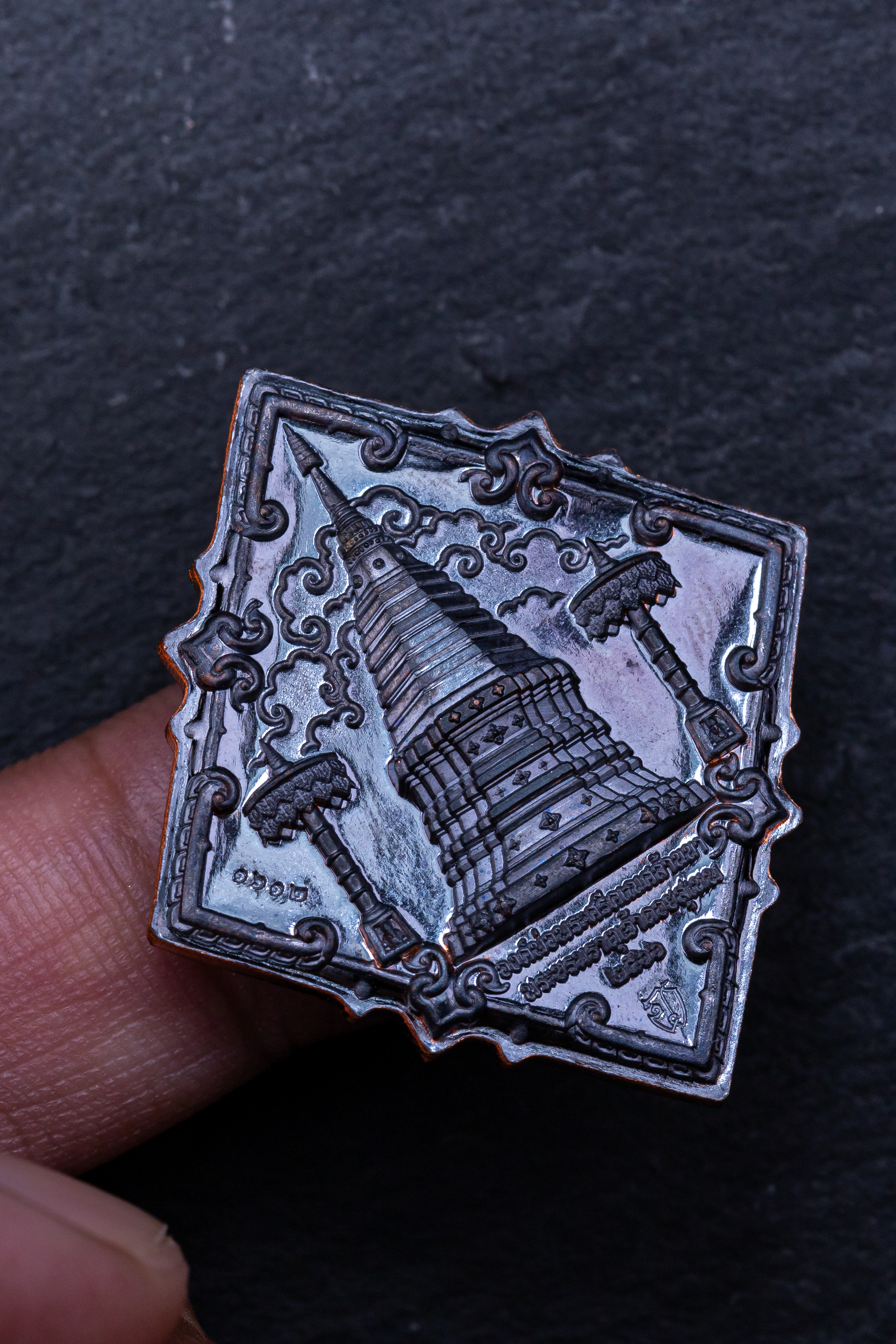 泰國佛牌,象神,古巴阿里阿查,孔雀王,龍婆素里央,古巴傑士達,帕阿贊棟,古巴API哇,帕阿贊阿迪烈,帕阿贊丁棟,帕阿贊維樂噴