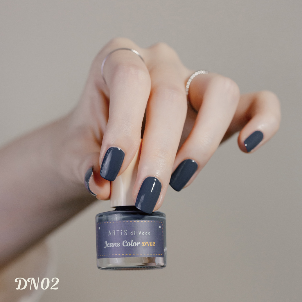 ARTiS di Voce 彩色指甲油 DN02