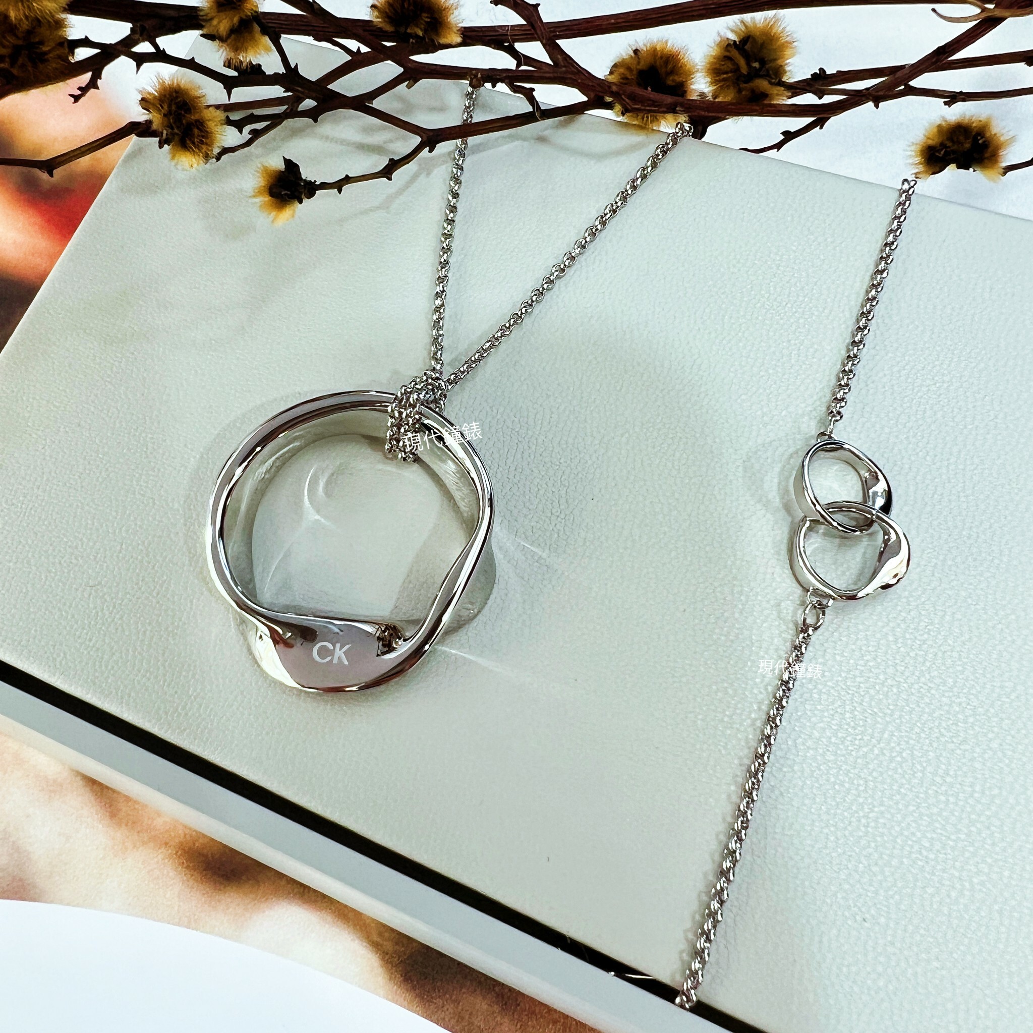 【Calvin Klein】Ethereal Metals系列 扭轉項鍊/手鍊套組 CKF35700013 現代鐘錶