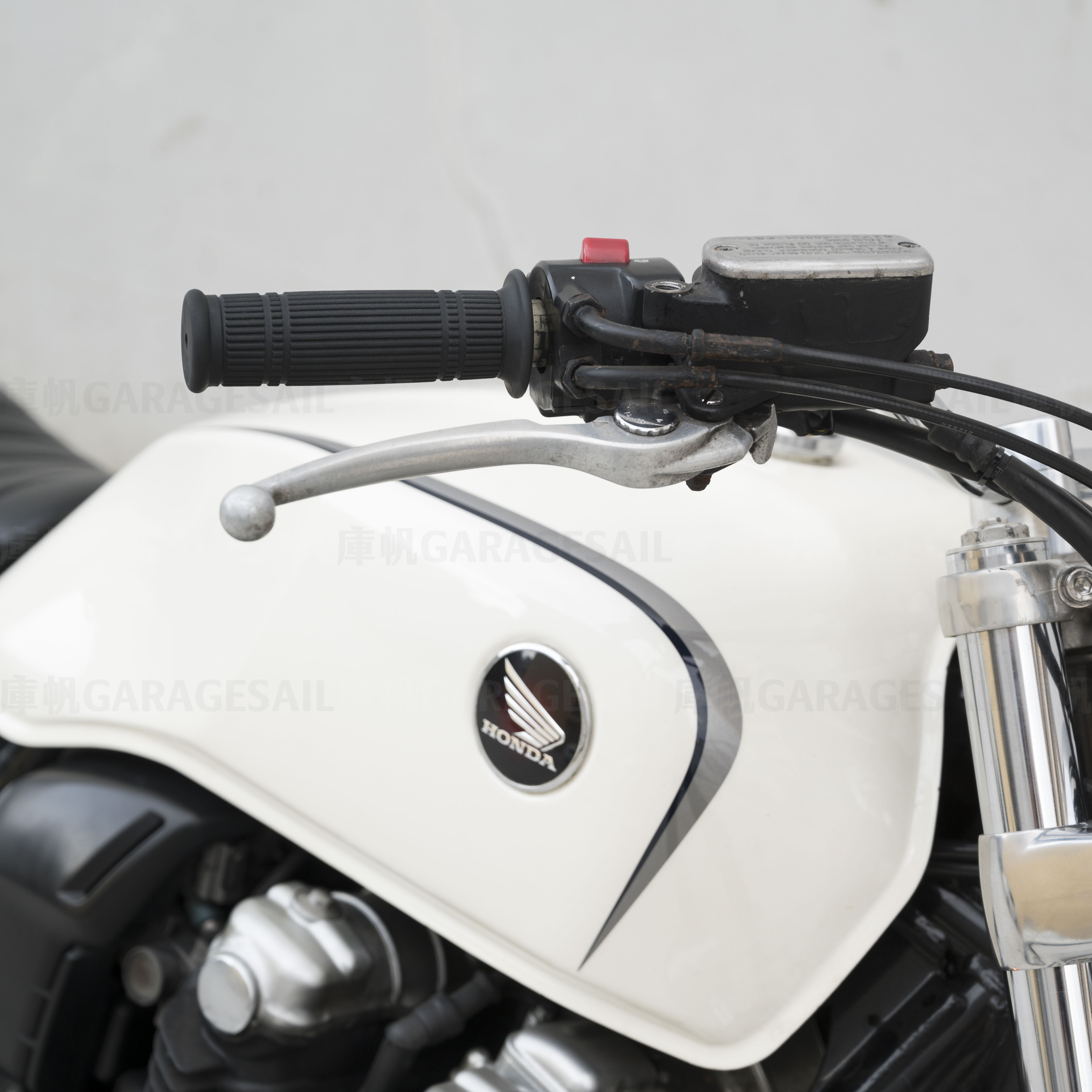 橡膠 握把套 流線 - 黑