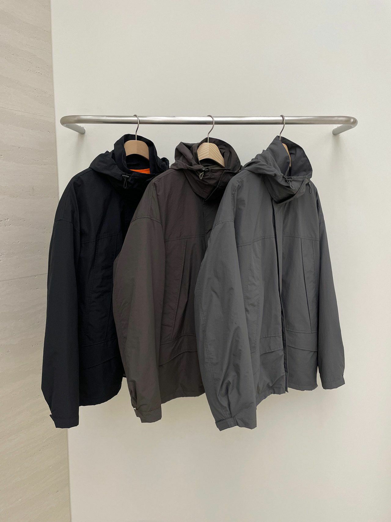 淨色連帽拉鍊外套(不包括內層綿夾外套) DDM-033JK