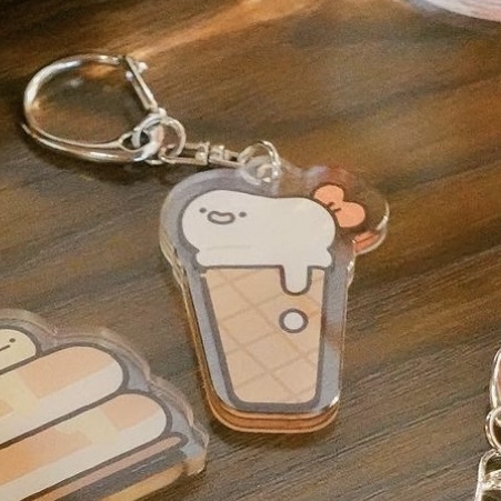 Crazy eyes 瘋狂眼珠｜壓克力吊飾｜炸蝦冰淇淋