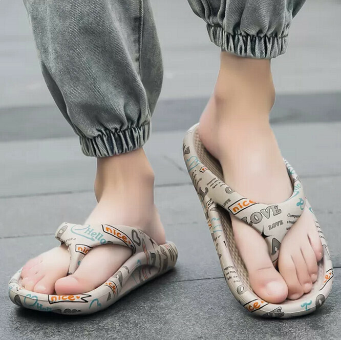 Men's flip flops