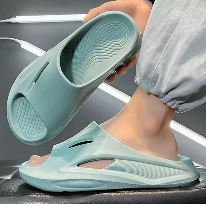 Men's slippers